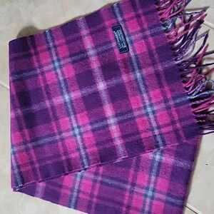 NWOT LOCHMERE 100%CASHMERE SCARF